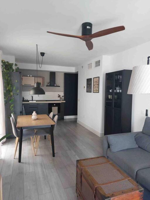 Cozy Apartment マラガ エクステリア 写真